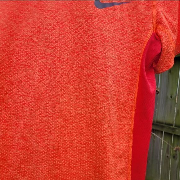 Mens Nike Dri Fit Shirt - Picture 2 of 8